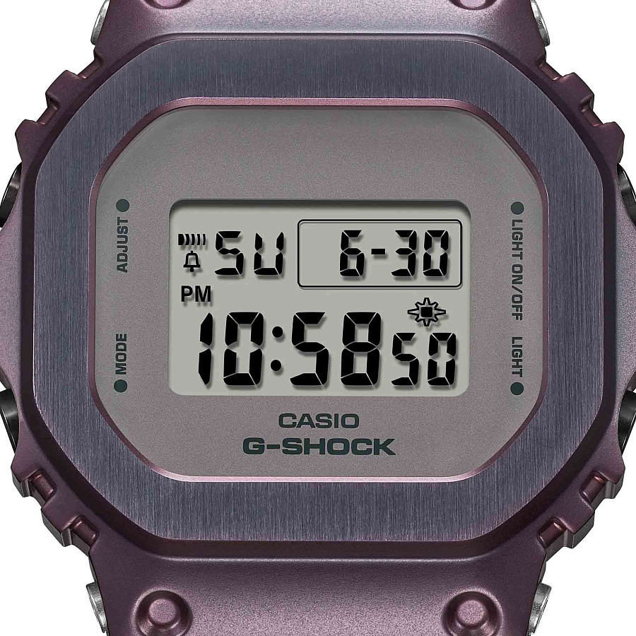 Часы Casio G-Shock GM-S5600MF-6DR (GM-S5600MF-6) — женские, фиолетовый
