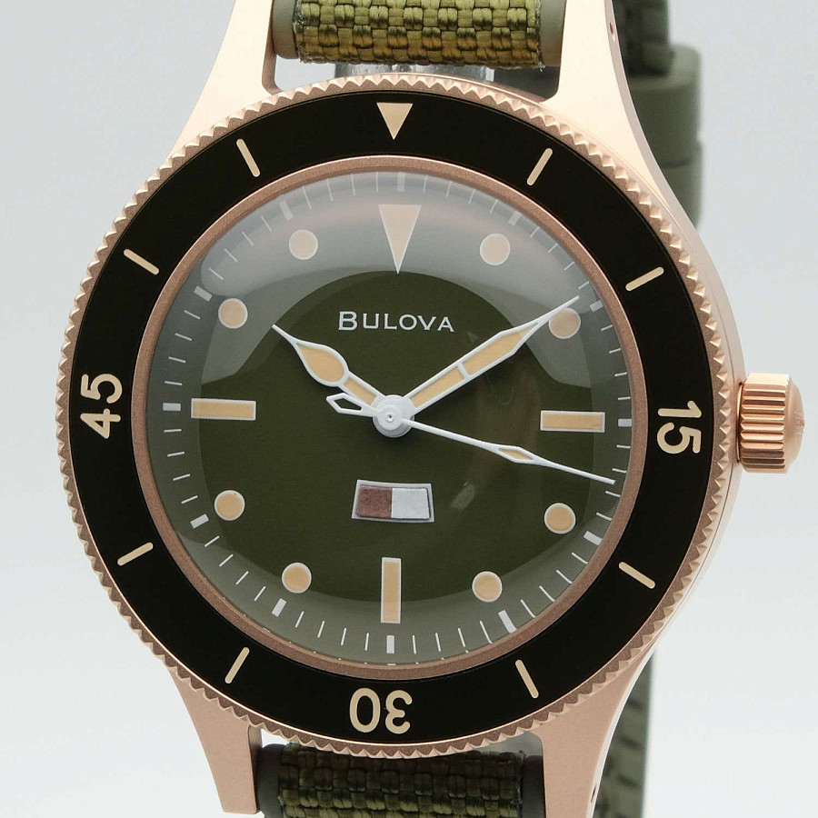 Часы Bulova Mil-Ships 98A324 — бронза, США