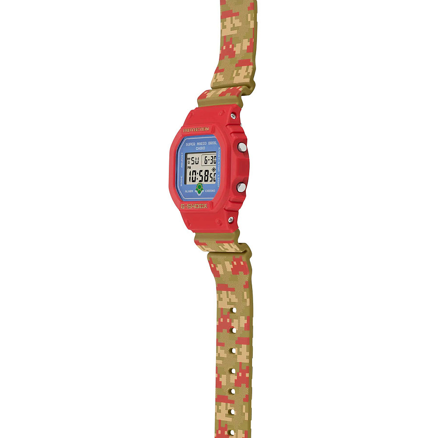 Часы Casio G-Shock DW-5600SMB-4DR — мужские, пластик