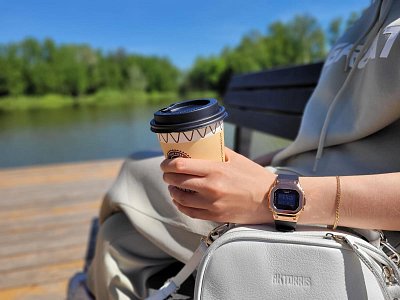 Фото покупателя: Японские наручные часы Casio G-Shock GM-S5600PG-1DR (GM-S5600PG-1ER) с хронографом