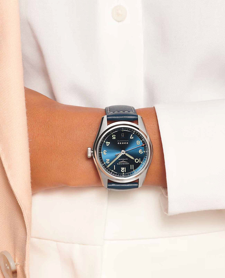 Часы Longines Spirit L3.410.4.93.0 — кожаный, мужские
