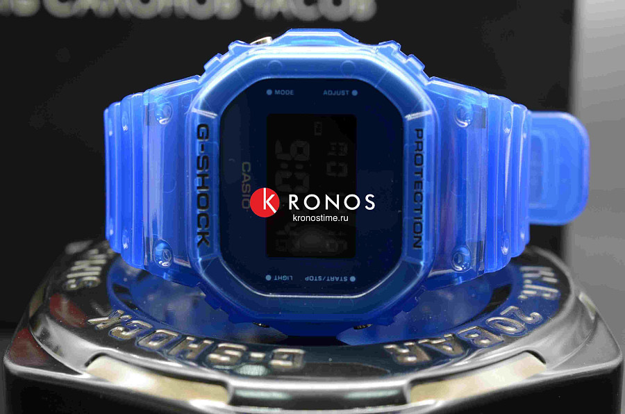 Часы Casio G-Shock DW-5600SB-2 — серый, пластик