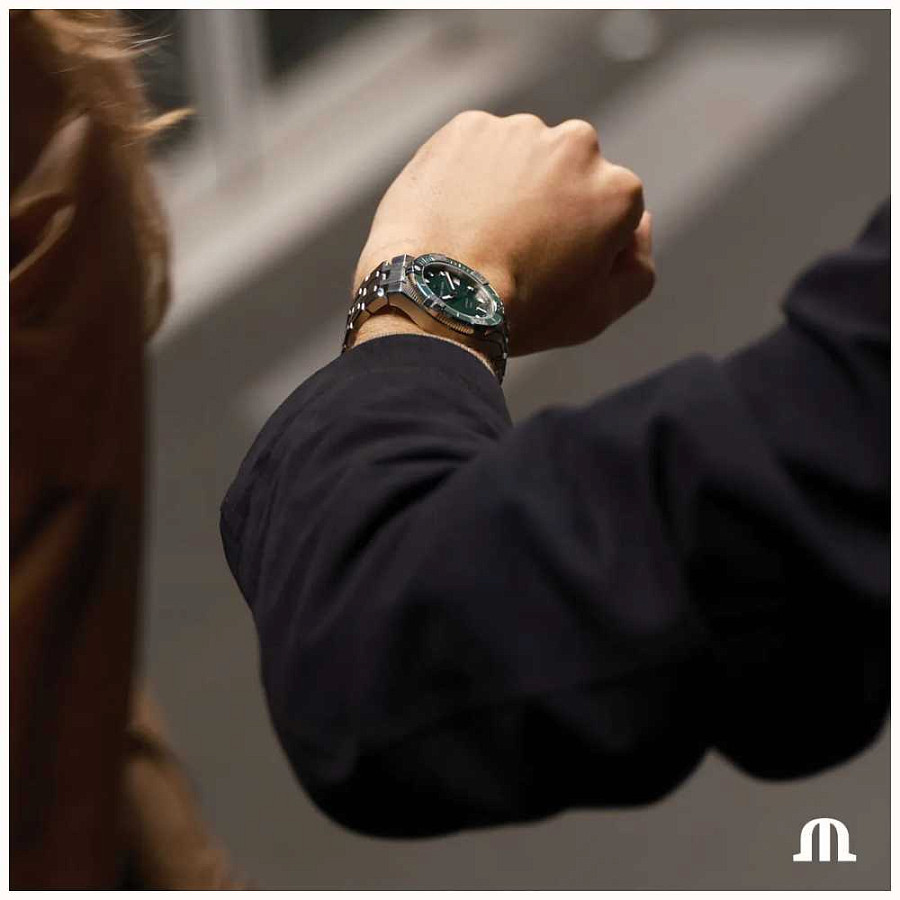 Часы Maurice Lacroix Aikon AI6057-SSL5F-630-D — механические, металл сталь