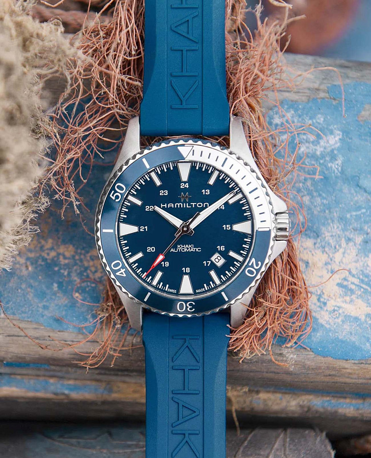 Часы Hamilton Khaki Navy Scuba Auto H82345341 — каучук, мужские