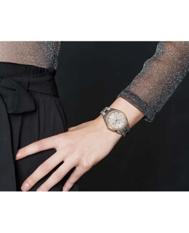 Часы Rado Hyperchrome Automatic Diamonds R32052012 — Швейцария, механические
