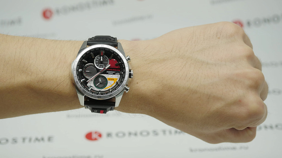 Часы Casio Edifice EQW-A2000HR-1A — металл сталь, мужские, Япония