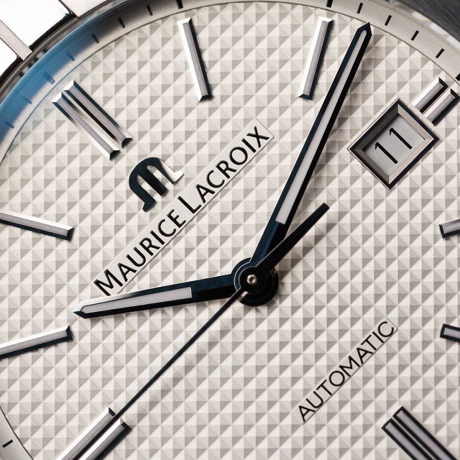 Часы Maurice Lacroix Aikon Automatic AI6008-SS002-130-2 — артикул AI6008-SS002-130-2