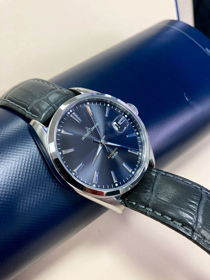 Часы Jacques Lemans Classic 1-1859C — Австрия, кварцевые
