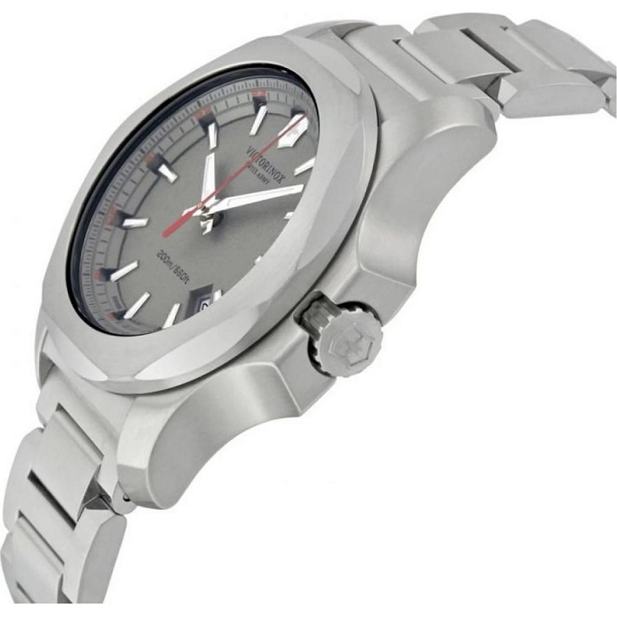 Часы Victorinox I.N.O.X. 241739 — нержавеющая сталь 316l, мужские
