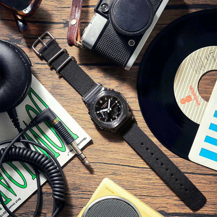 Часы Casio G-Shock GM-2100CB-1ADR (GM-2100CB-1A) — мужские, черный