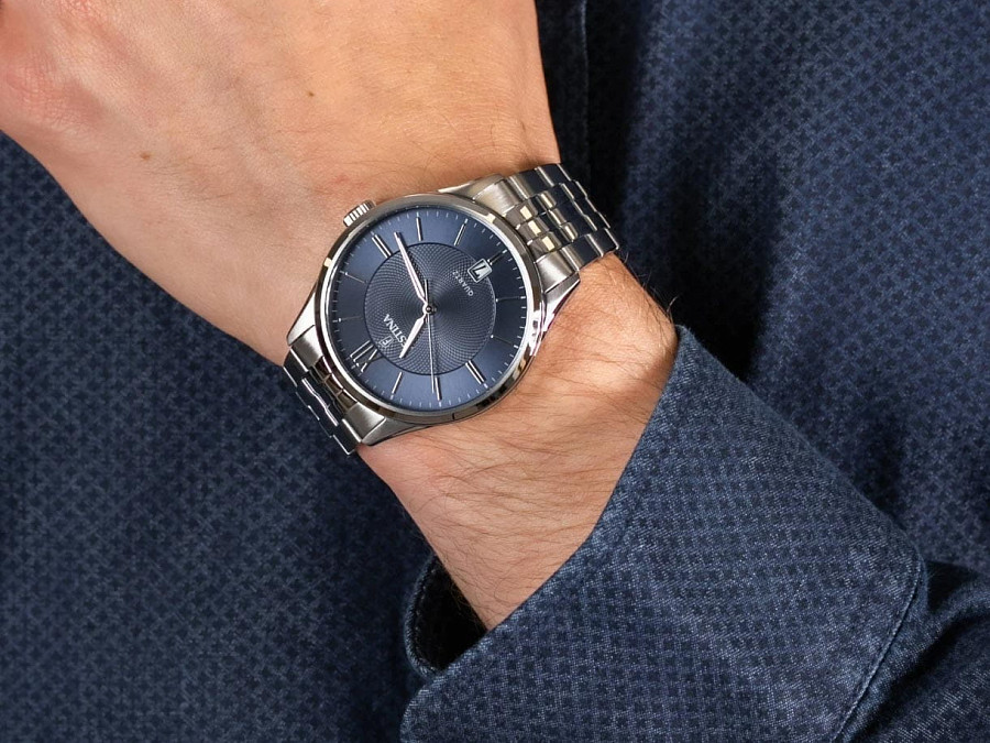 Часы Festina Classics F20425/2 — кварцевые, металл сталь