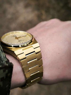 Фото покупателя: Швейцарские механические наручные часы Tissot PRX Powermatic 80 T137.407.33.021.00