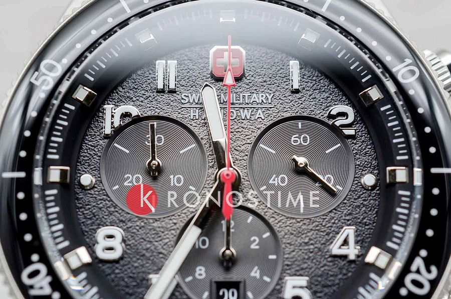 Часы Swiss Military Hanowa Greyhound Chrono SMWGC0003801 — кожаный, мужские