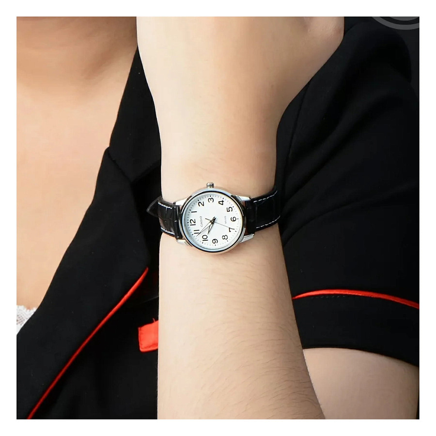 Часы Casio LTP-1303L-7B — автокварц (кинетик), сталь металл