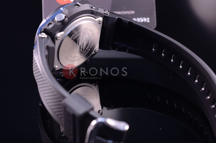 Часы Casio G-Shock GST-W300G-1A2 — мужские, каучук