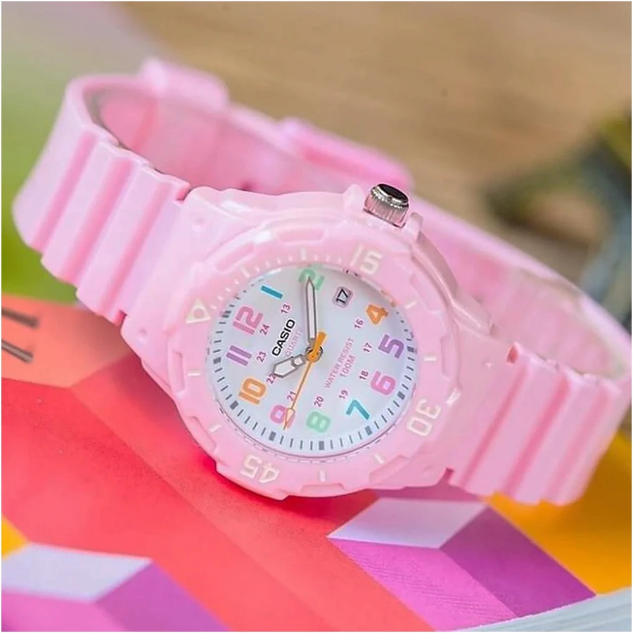 Часы Casio Collection Standard Analog LRW-200H-4B2VDF (LRW-200H-4B2) — пластик, женские