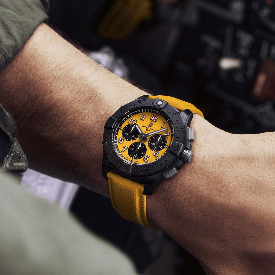 Часы Breitling Avenger B01 Chronograph 44 Night Mission SB0147101I1X1 — артикул SB0147101I1X1