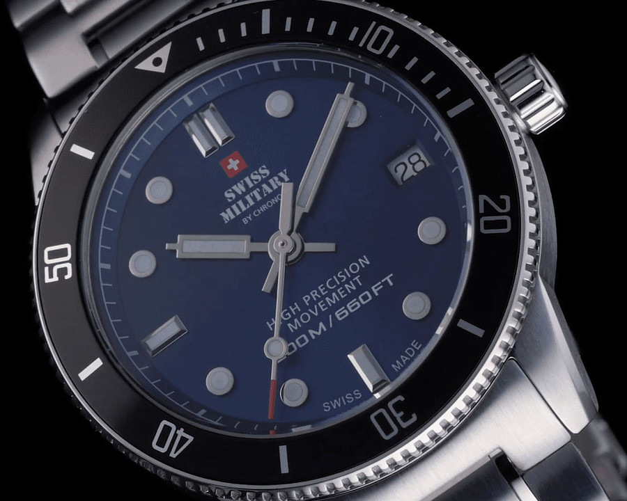 Часы Swiss Military by Chrono Сверхточные SM34089.02 — нержавеющая сталь, женские