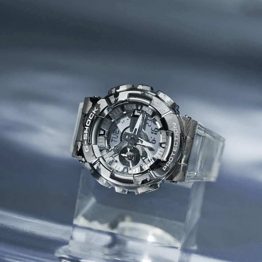 Часы Casio G-Shock GM-110SCM-1A — электронные, Япония, мужские