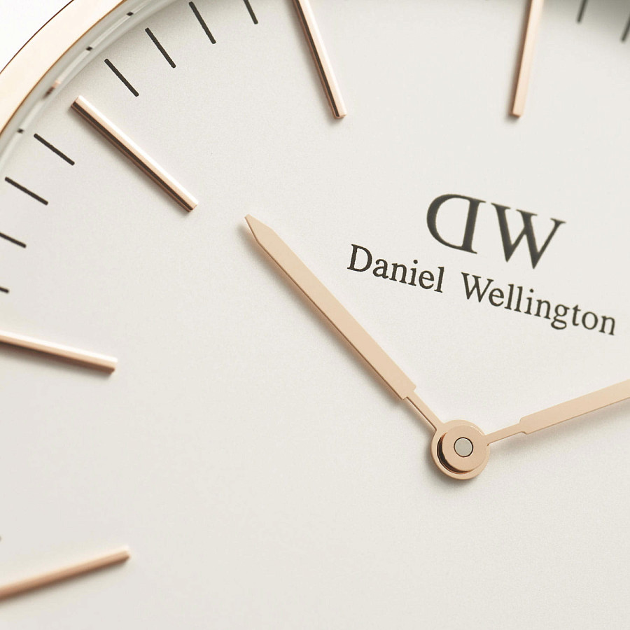 Часы Daniel Wellington Classic DW00100001 — кварцевые, сталь