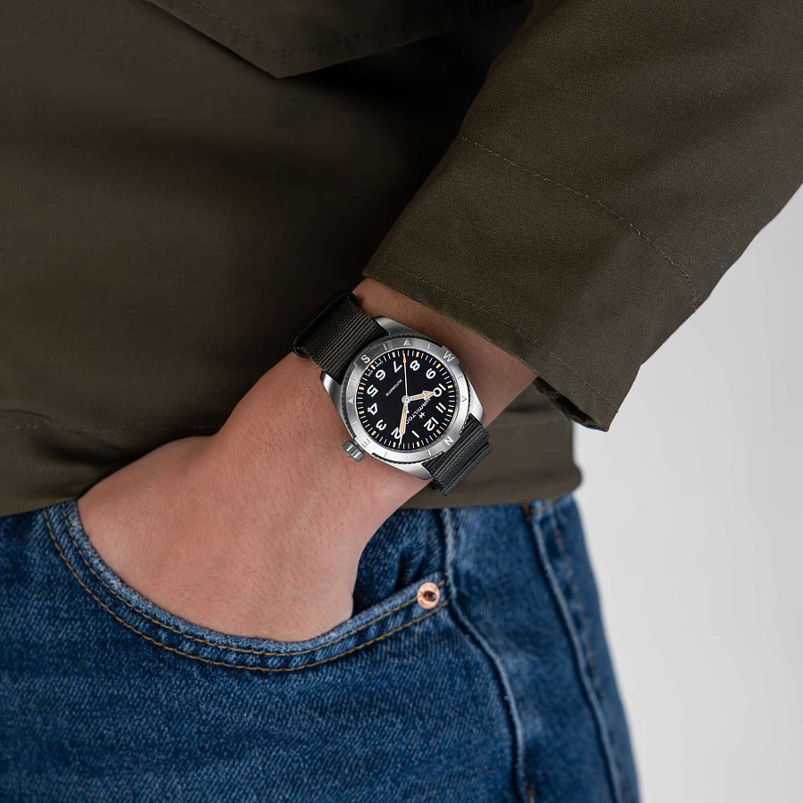 Часы Hamilton Khaki Field Expedition Auto H70315930 — черный, сталь