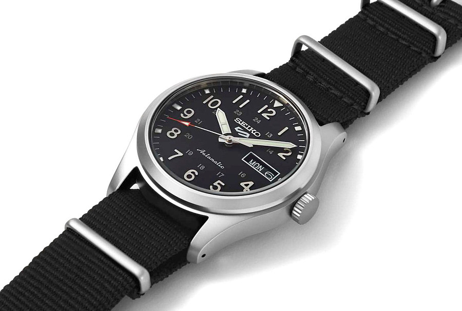 Часы Seiko 5 Sports Field series SRPG37K1 — сталь металл, Япония