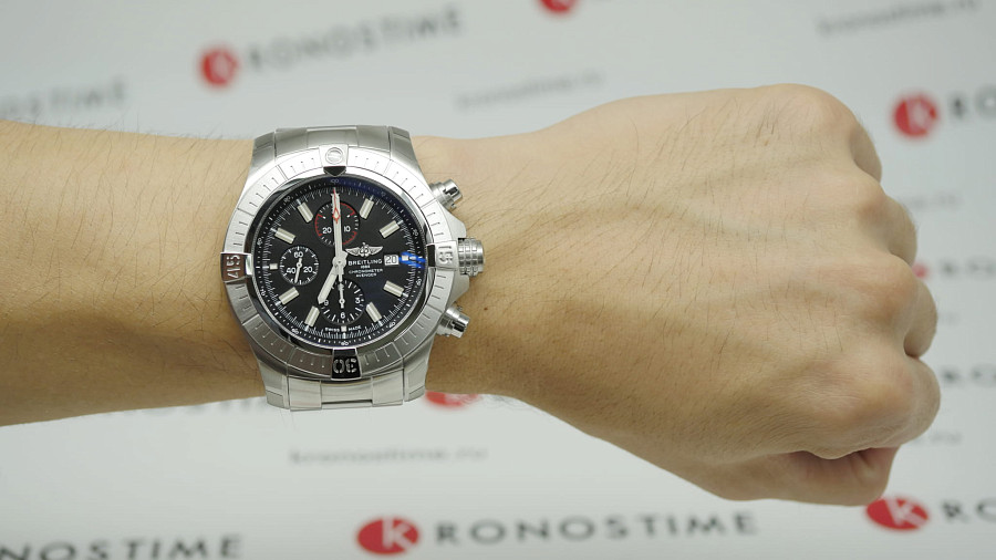 Часы Breitling Super Avenger Chronograph 48 A13375101B1A1 — мужские, серебристый