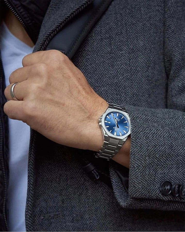 Часы Casio Edifice EFR-S108D-2AVUDF (EFR-S108D-2A) — кварцевые, сталь