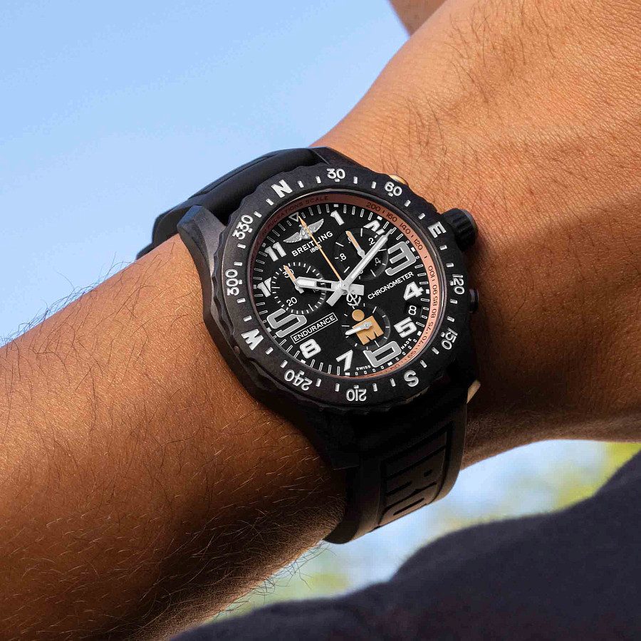 Часы Breitling Endurance Pro IRONMAN® X823101B1B1S1 Finisher — пластик, Швейцария