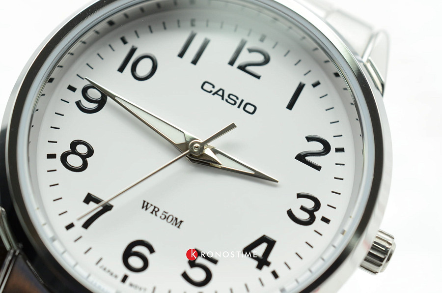 Часы Casio Collection LTP-1303PD-7B — артикул LTP-1303PD-7B