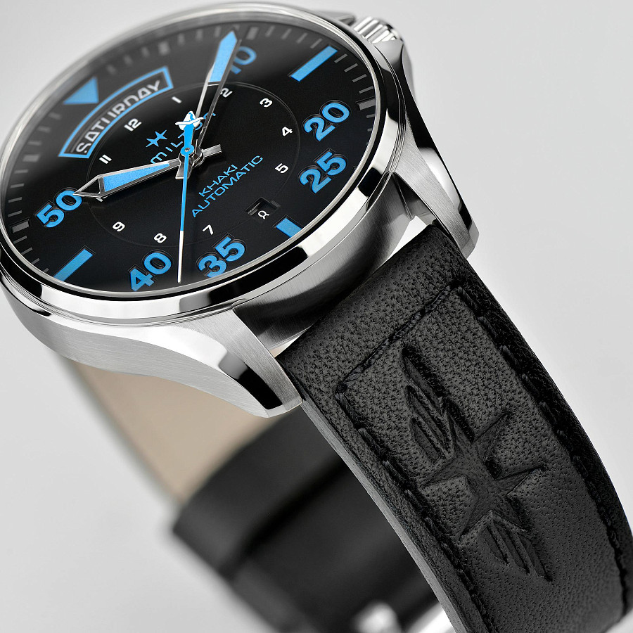 Часы Hamilton Khaki Aviation Pilot Day Date Air Zermatt Auto H64625731 — кожаный, мужские