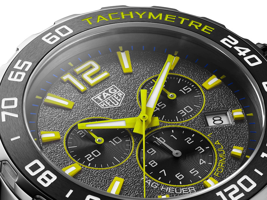 Часы TAG Heuer Formula 1 CAZ101AG.BA0842 — кварцевые, сталь металл