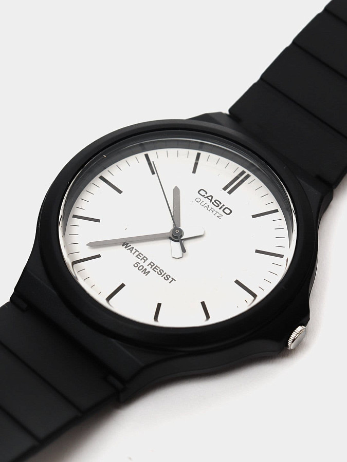 Часы Casio MW-240-7E — мужские, черный