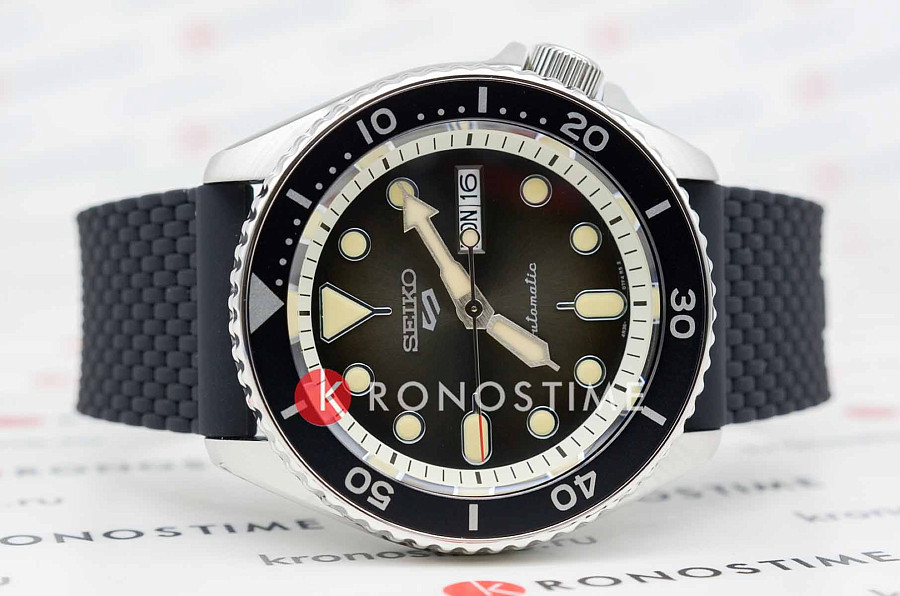 Часы Seiko 5 Sports SRPD73K2 — механические, сталь металл