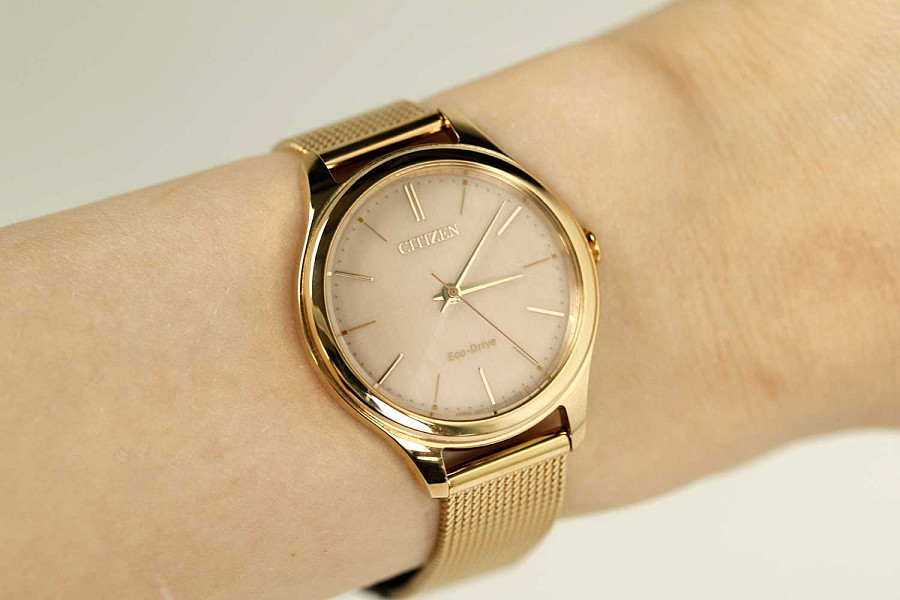 Часы Citizen Eco-Drive EM0503-83X — женские, нержавеющая сталь с ip-покрытием