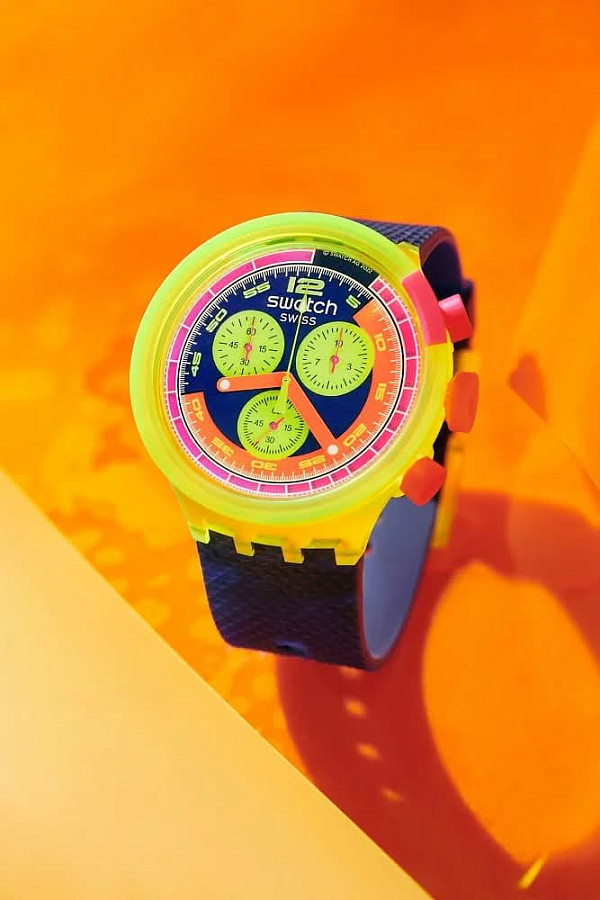 Часы Swatch Big Bold SB06J101-6000 — Швейцария, кварцевые