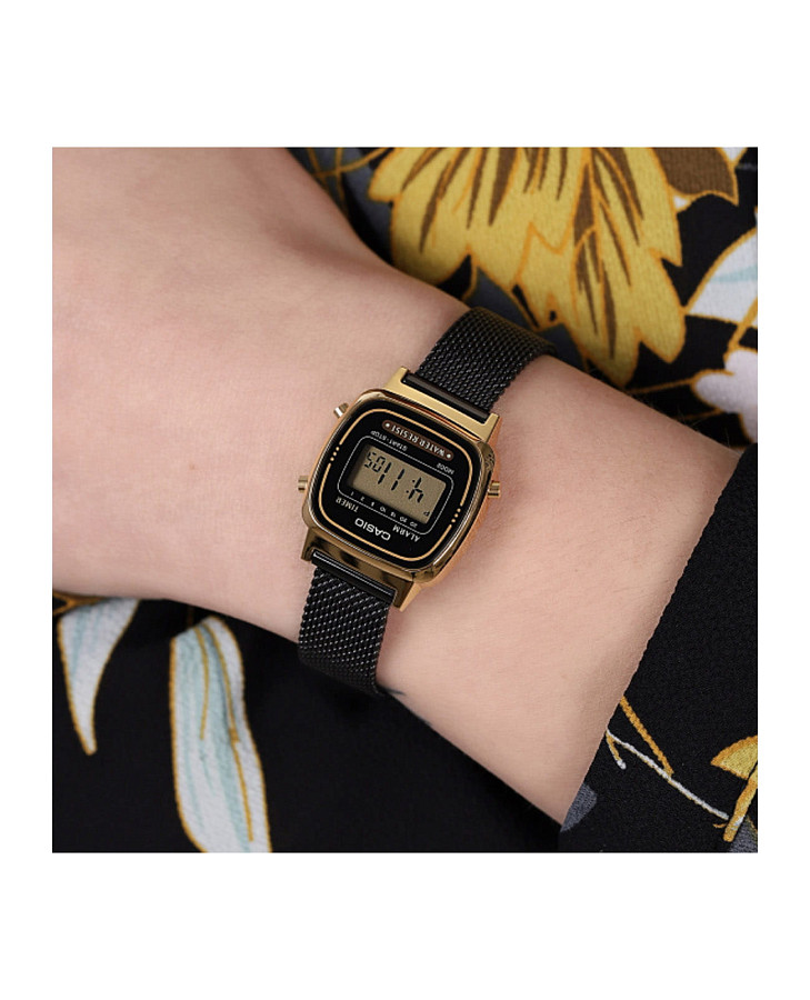Часы Casio Collection LA670WEMB-1E — кварцевые, пластик