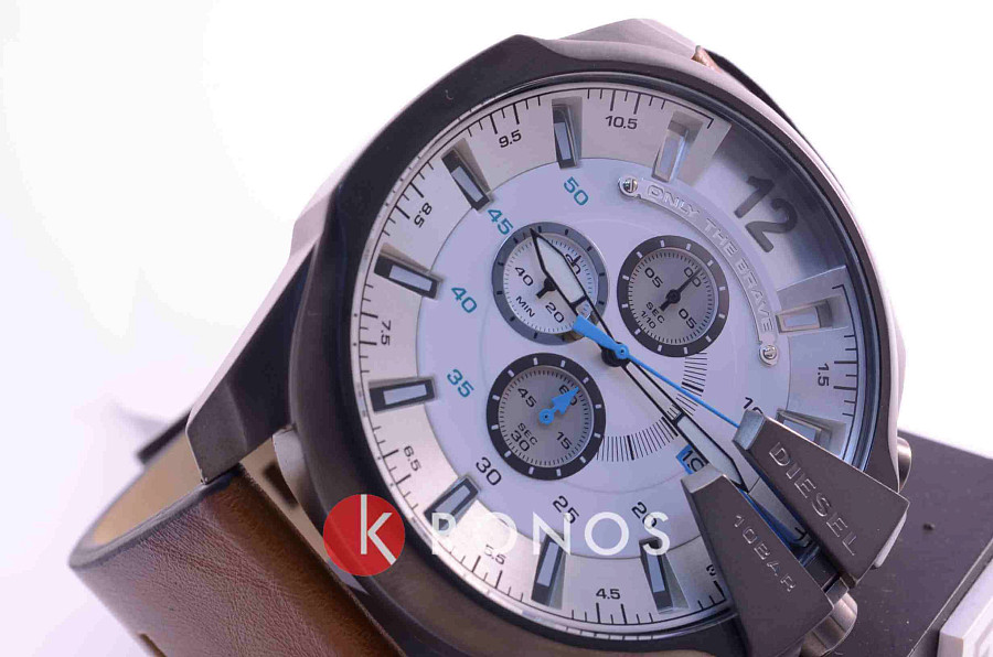 Часы Diesel Mega Chief DZ4280 — металл, Италия