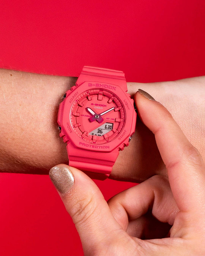 Часы Casio G-Shock GMA-P2100-4ADR (GMA-P2100-4A) — пластик, Япония