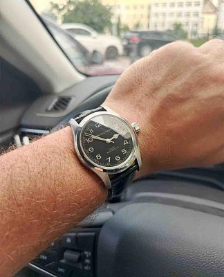 Фото покупателя: Швейцарские механические наручные часы Hamilton Khaki Field Murph Auto H70605731