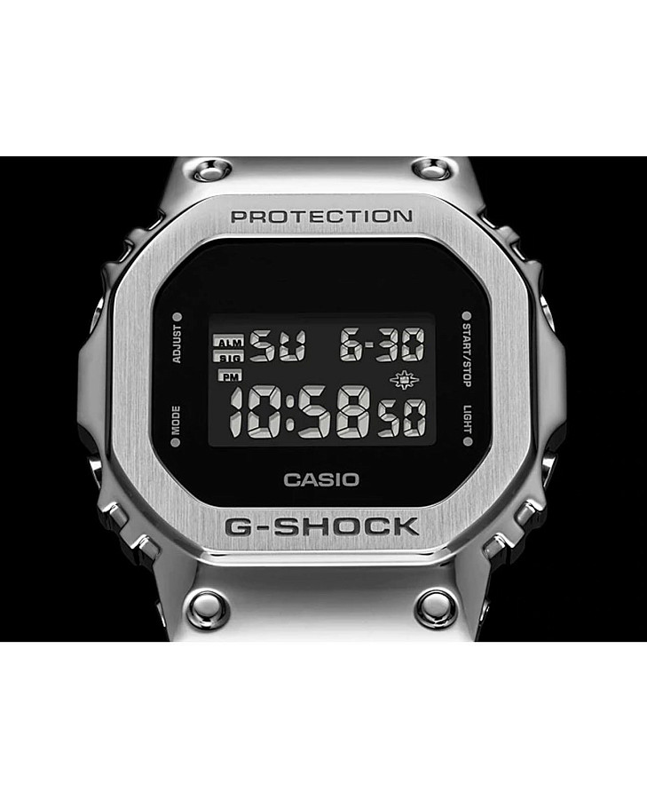 Часы Casio G-Shock GM-5600U-1DR — артикул GM-5600U-1