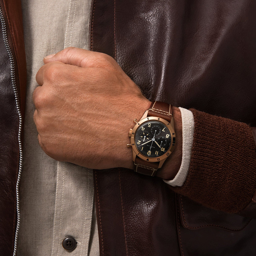 Часы Breitling AVI 1953 Edition RB0920131B1X1 — кожаный, мужские