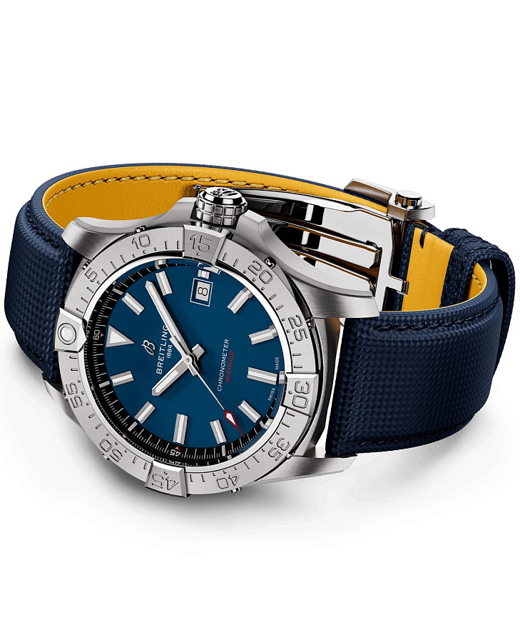 Часы Breitling Avenger Automatic 42 A17328101C1X1 — металл сталь, Швейцария