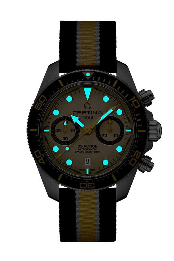 Часы Certina DS Action Diver Chrono C032.827.18.271.00 — Швейцария, механические