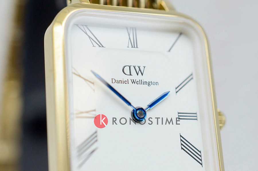 Часы Daniel Wellington Quadro Roman Numerals 5-Link Gold DW00100688 — нержавеющая сталь с pvd-покрытием, женские