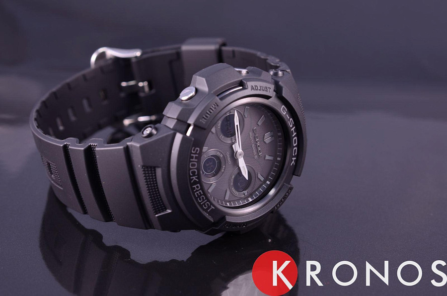 Часы Casio G-Shock AWG-M100B-1A — черный, пластик