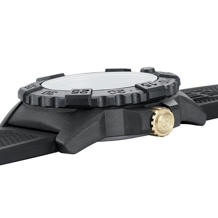 Часы Luminox Navy SEAL 3500 XS.3508.GOLD — серый, карбон пластик