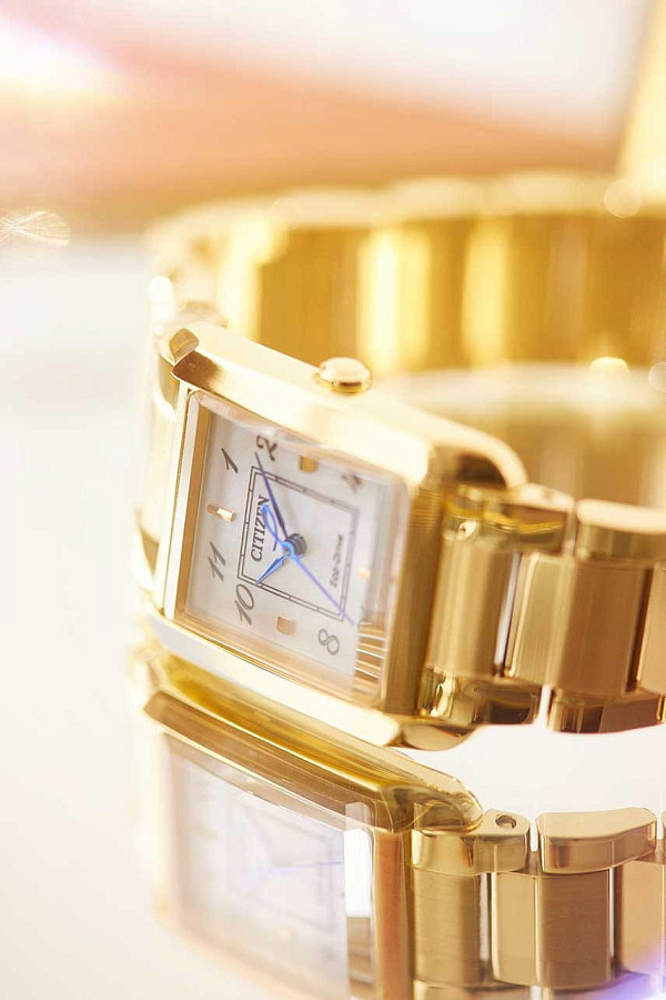 Часы Citizen Citizen L EW5602-81D — Япония, кварцевые