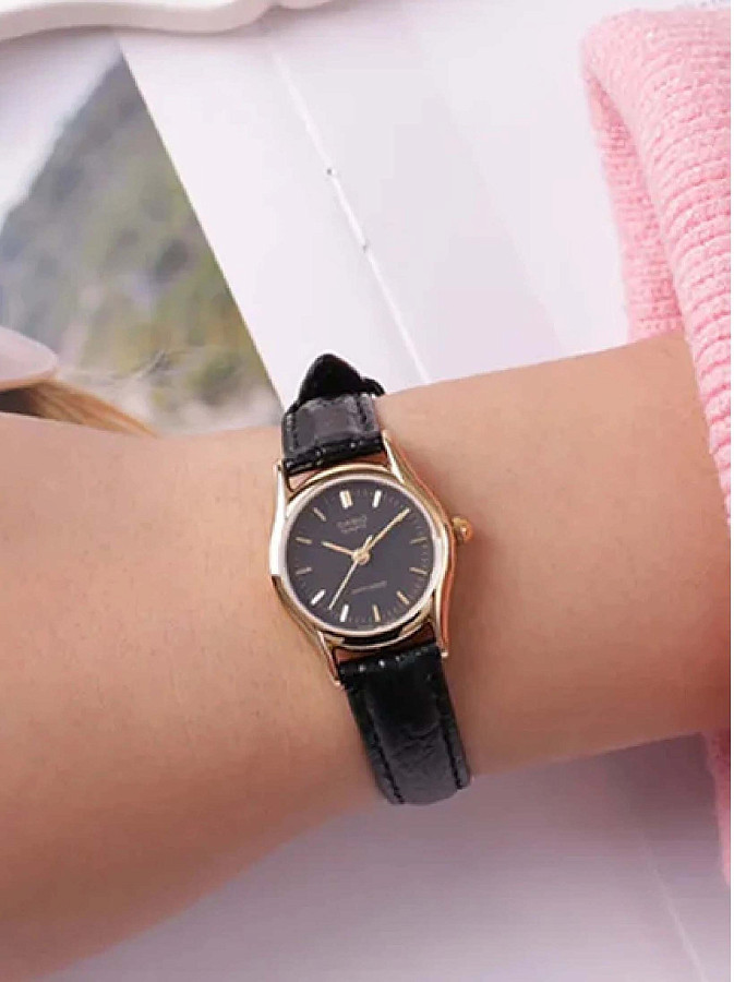Часы Casio Collection LTP-1094Q-1A — кварцевые, сталь металл