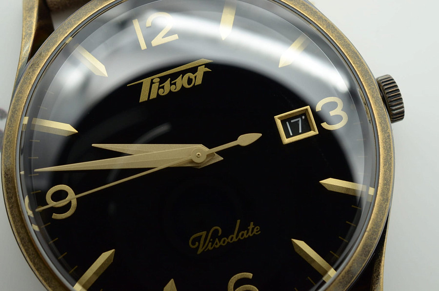 Часы Tissot Heritage Visodate T118.410.36.057.00 — артикул T1184103605700
